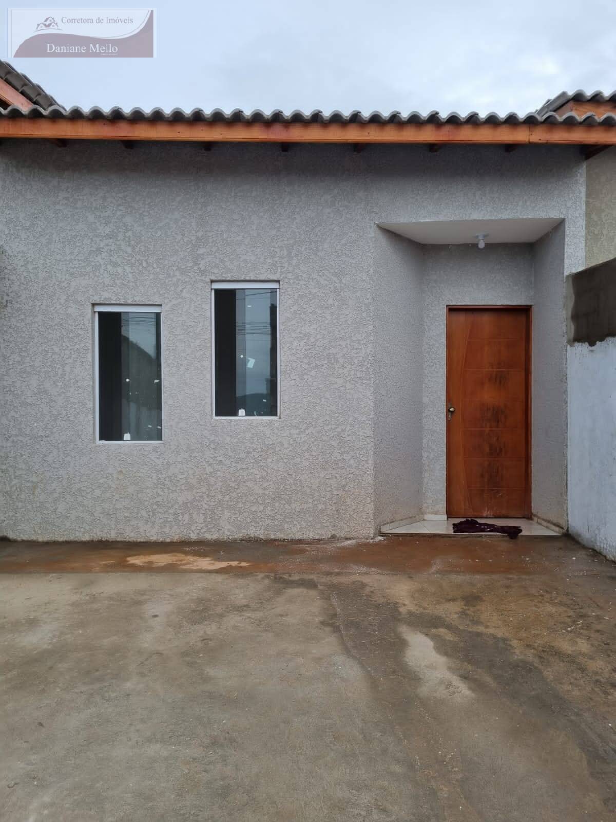 Casa à venda com 2 quartos - Foto 1