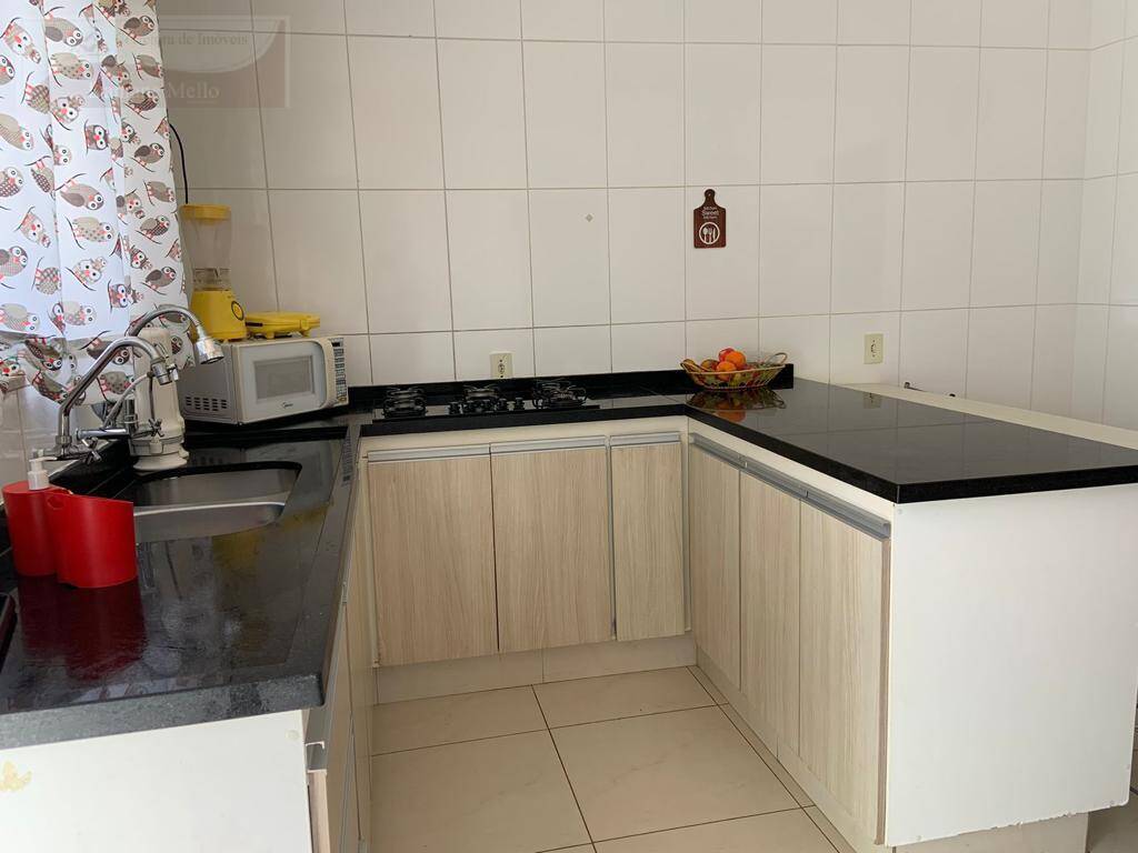 Casa à venda com 3 quartos, 200m² - Foto 13