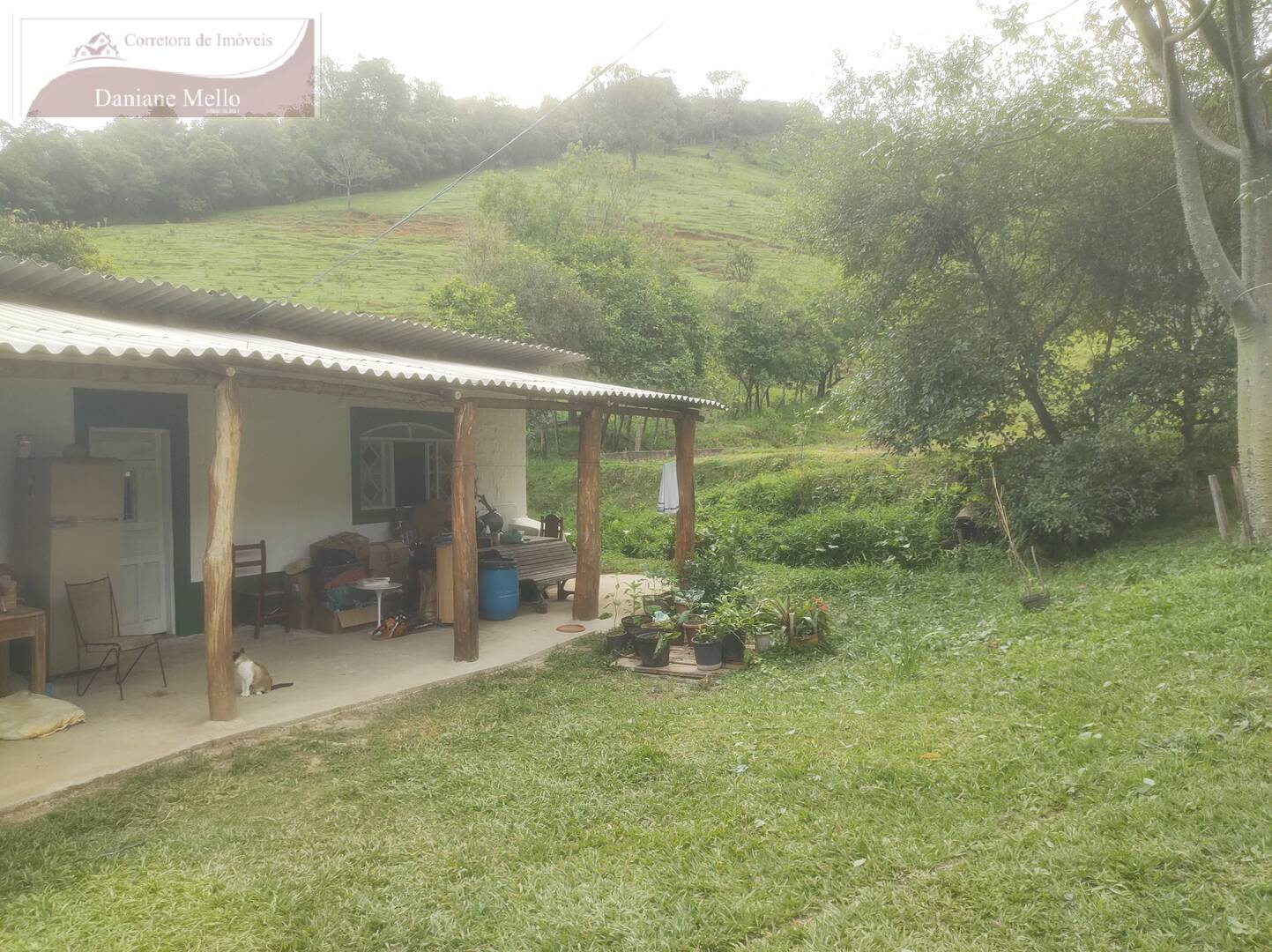 Fazenda à venda com 2 quartos, 80m² - Foto 1