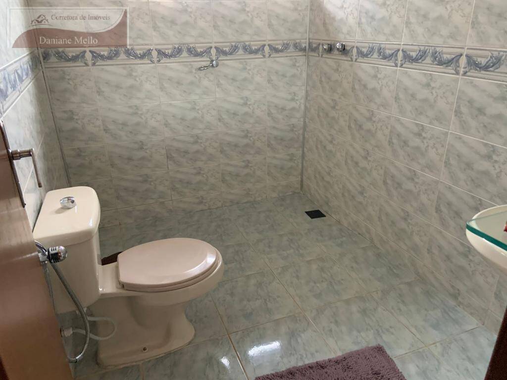 Sobrado à venda com 3 quartos, 300m² - Foto 18