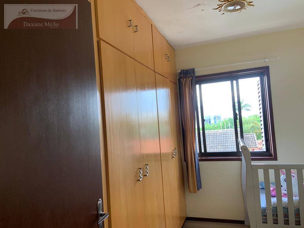 Sobrado à venda com 3 quartos, 300m² - Foto 19