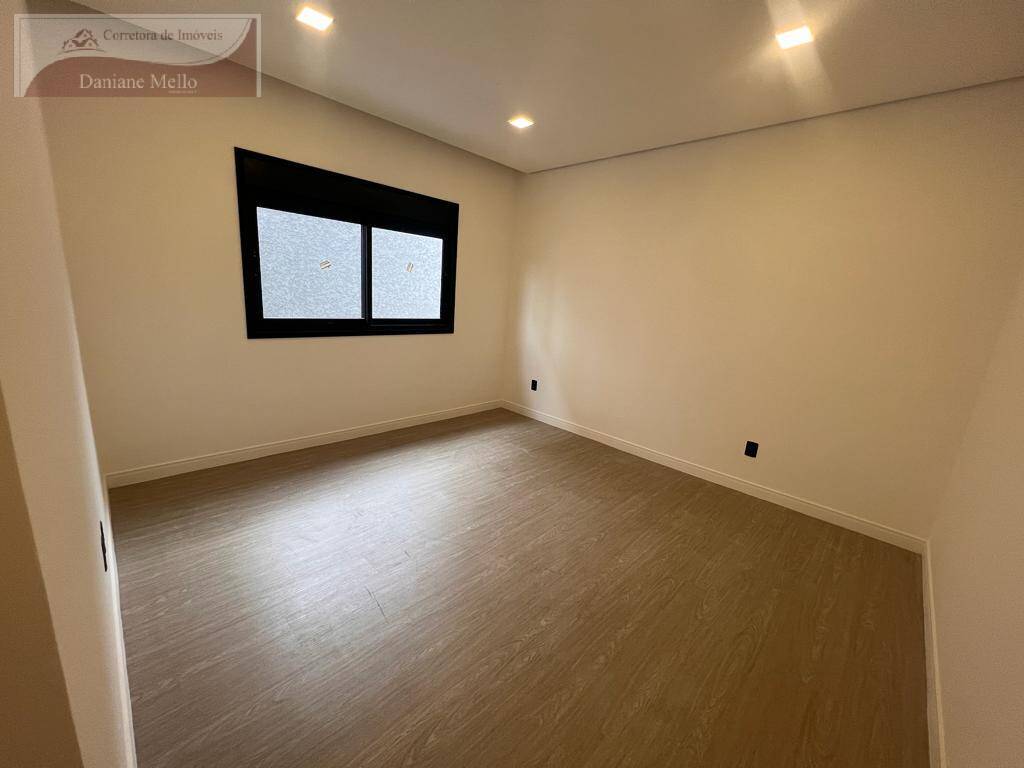 Casa de Condomínio à venda com 4 quartos, 327m² - Foto 19