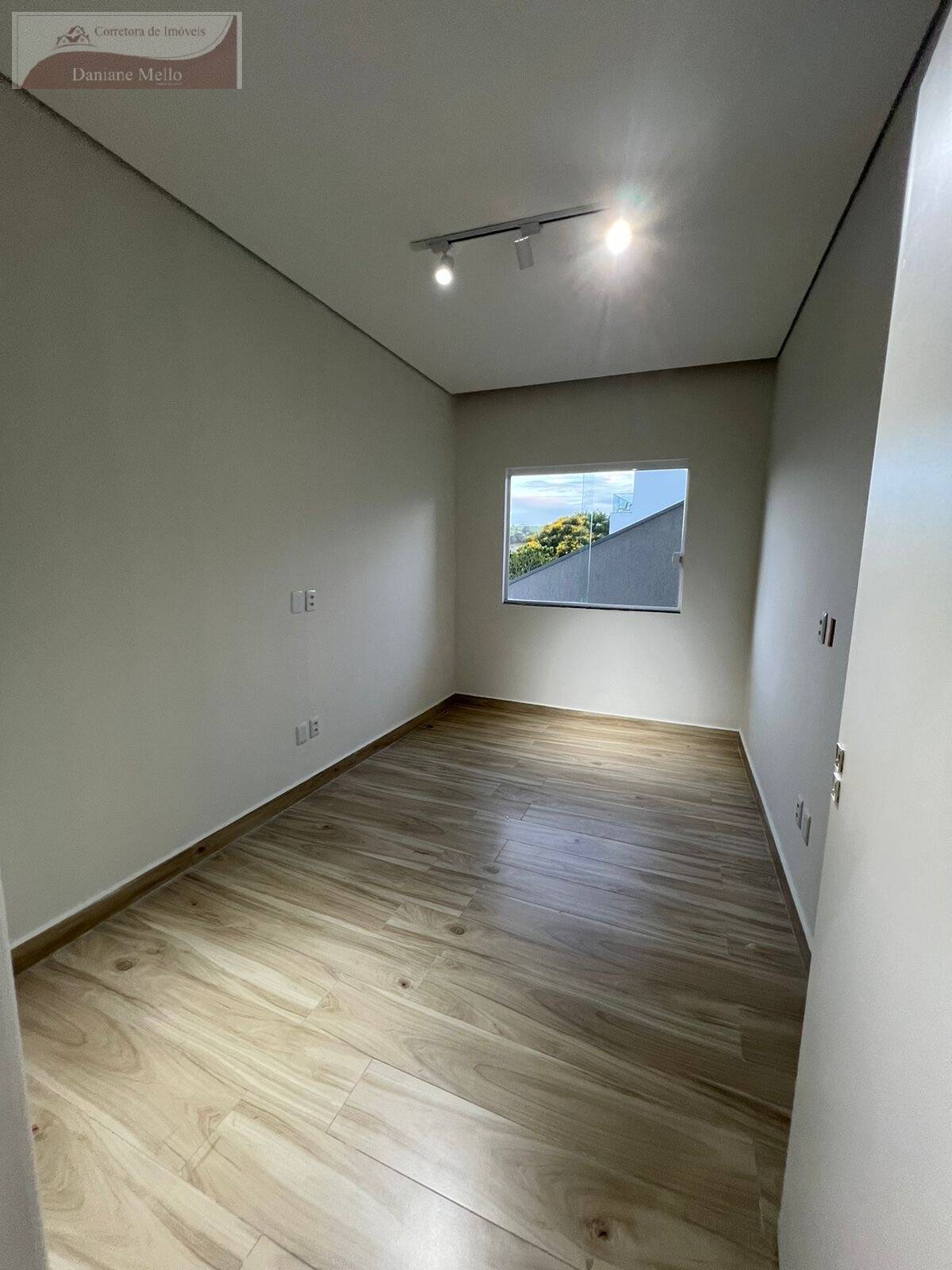 Casa à venda com 3 quartos, 147m² - Foto 11