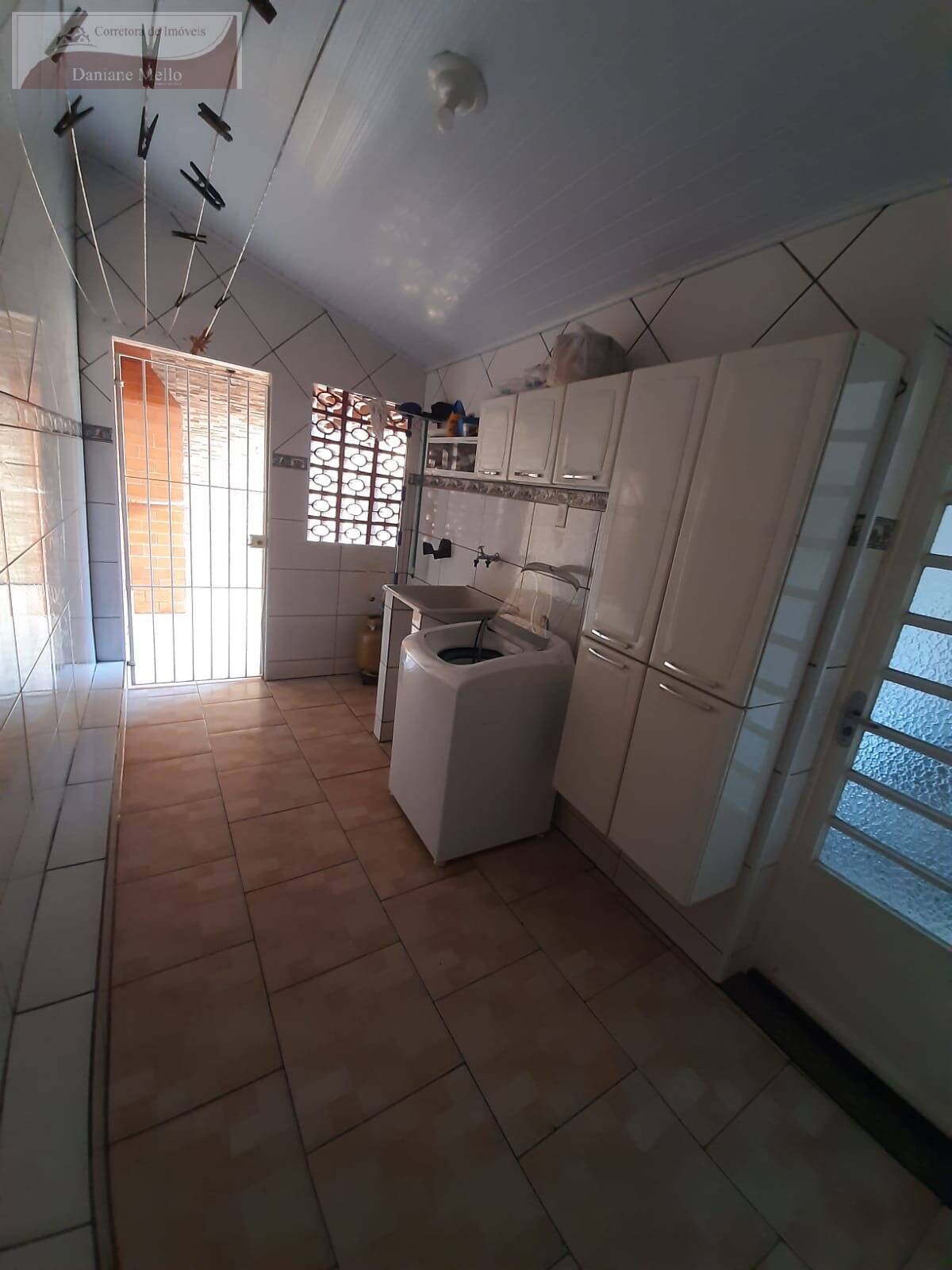 Casa à venda com 3 quartos, 124m² - Foto 10