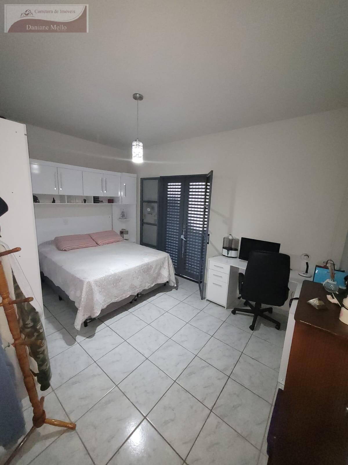 Casa à venda com 3 quartos, 311m² - Foto 20