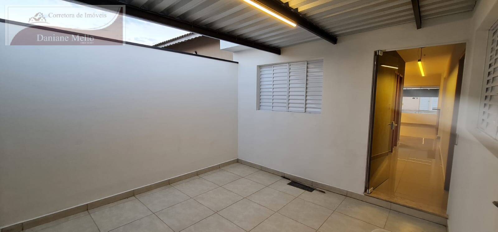 Casa à venda com 3 quartos, 118m² - Foto 11