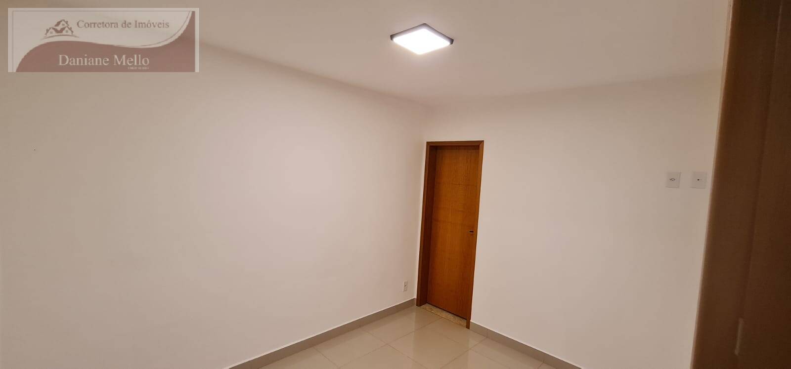 Casa à venda com 3 quartos, 118m² - Foto 14