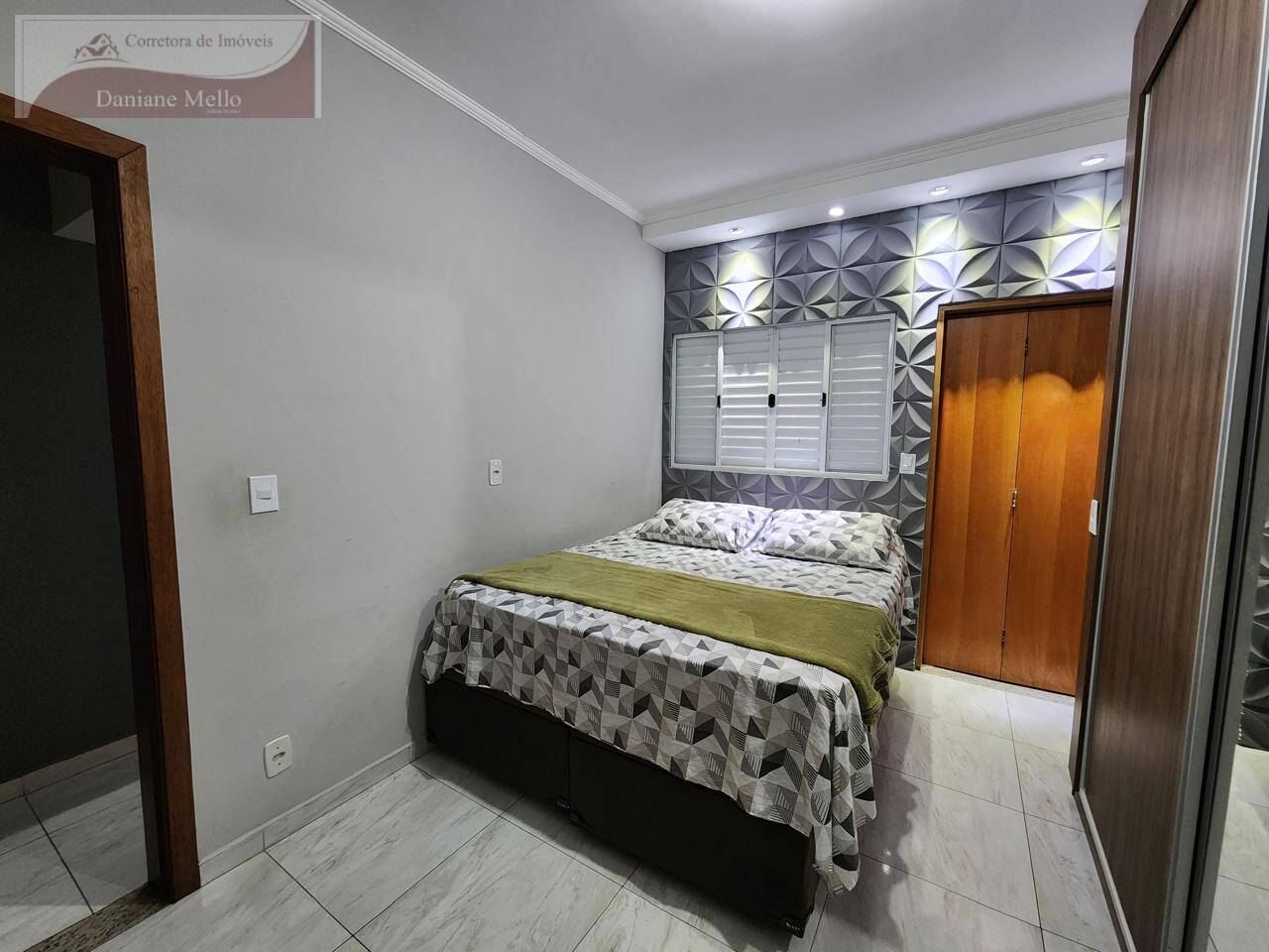 Casa à venda com 3 quartos, 155m² - Foto 11