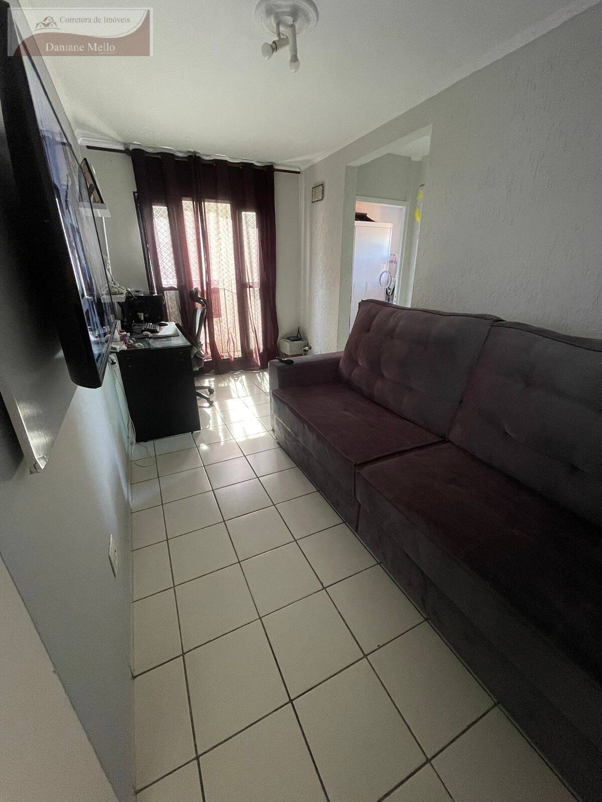 Apartamento à venda com 2 quartos, 44m² - Foto 1