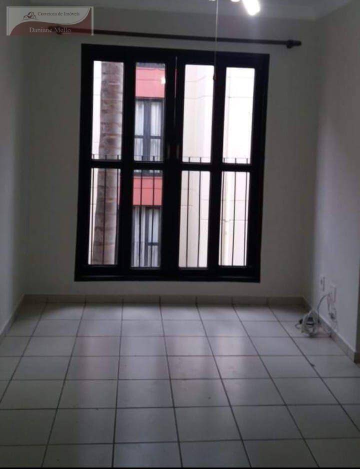 Apartamento à venda com 2 quartos, 44m² - Foto 14