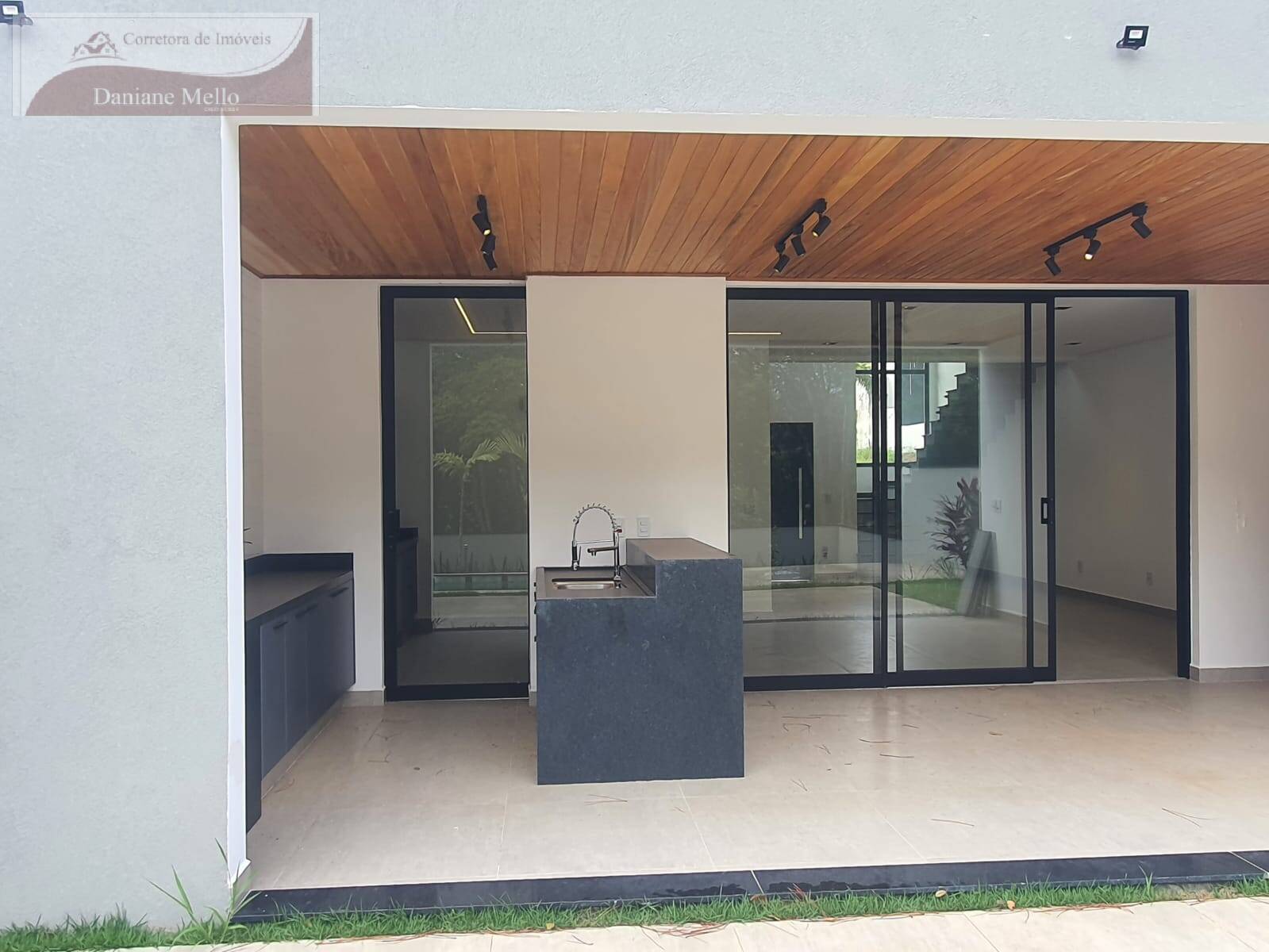 Casa de Condomínio à venda com 3 quartos, 198m² - Foto 10