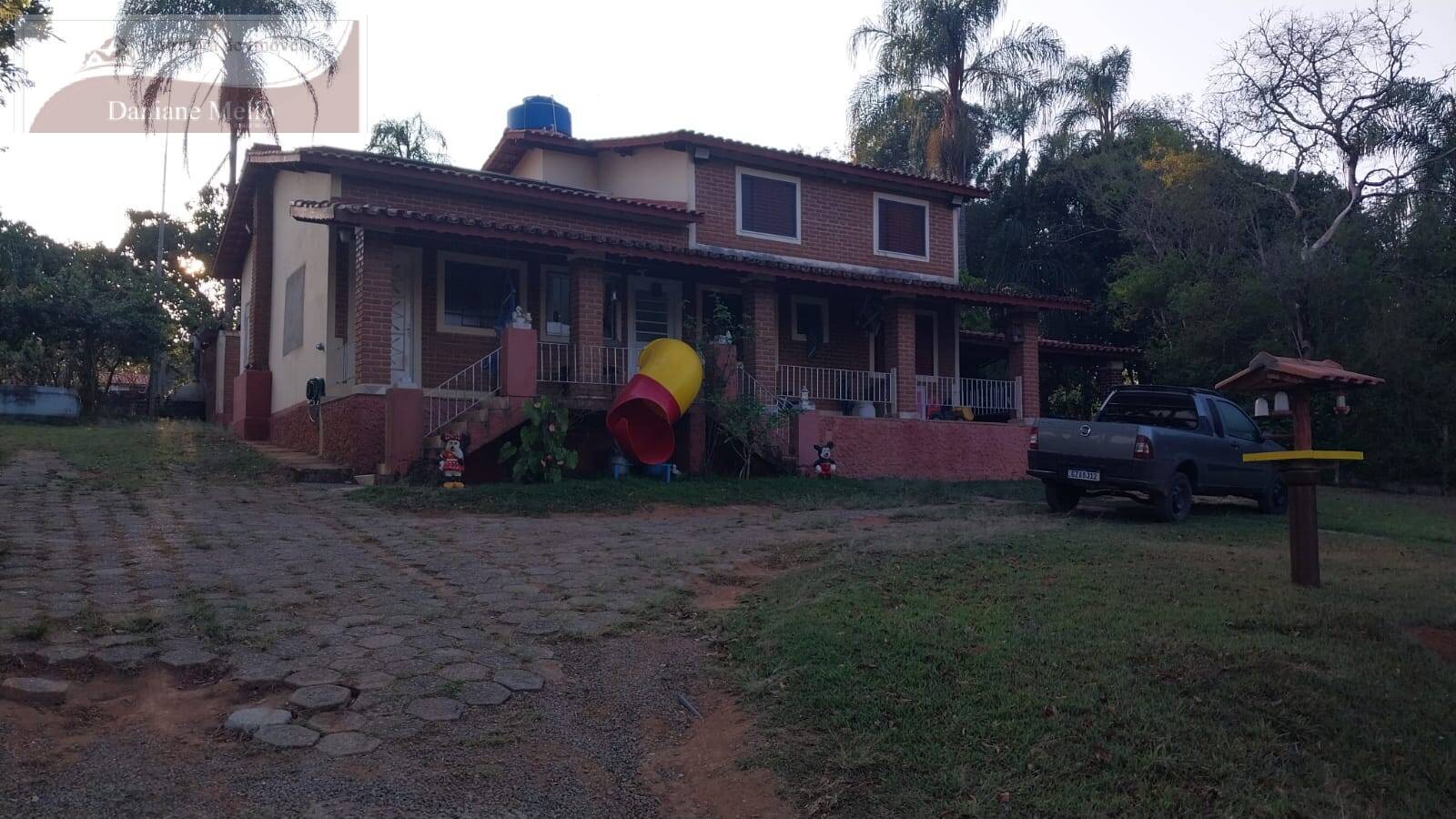 Fazenda à venda com 8 quartos, 300m² - Foto 6