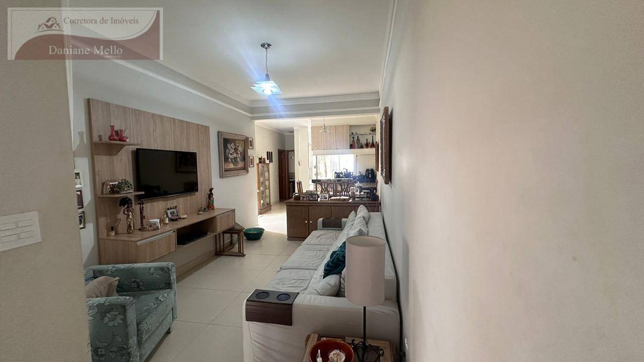 Casa à venda com 3 quartos, 110m² - Foto 18