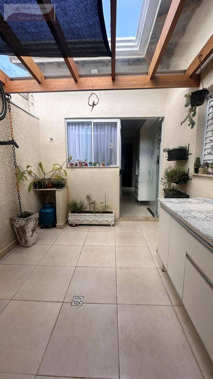 Casa à venda com 3 quartos, 110m² - Foto 28