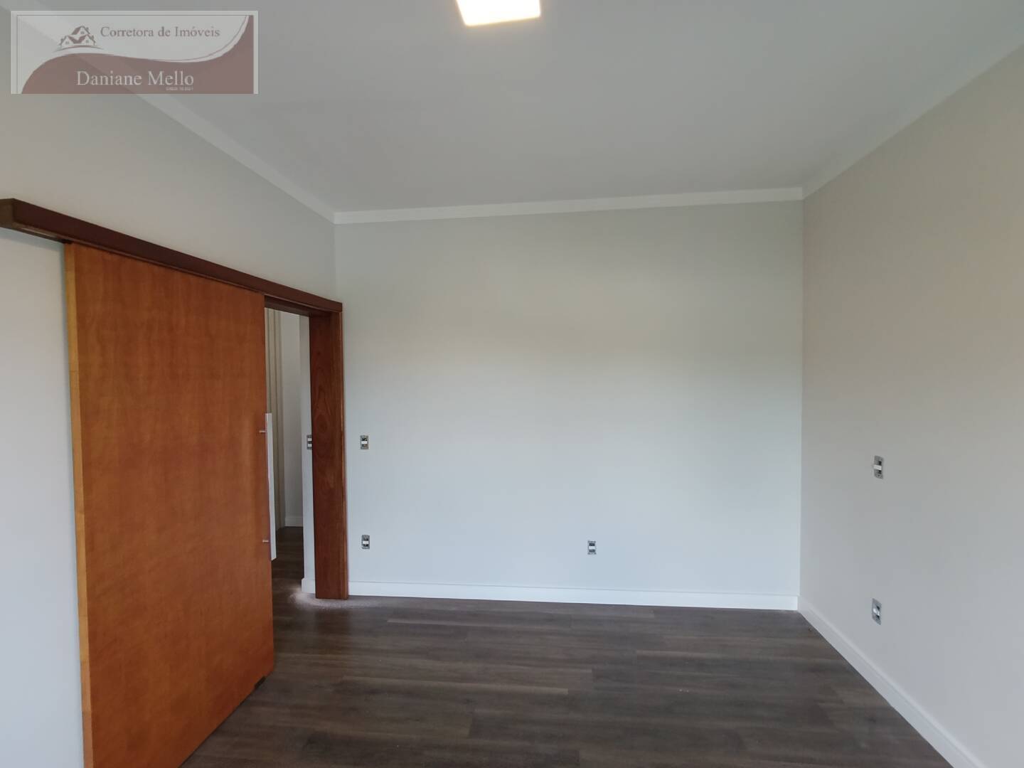 Casa de Condomínio para alugar com 4 quartos, 600m² - Foto 12