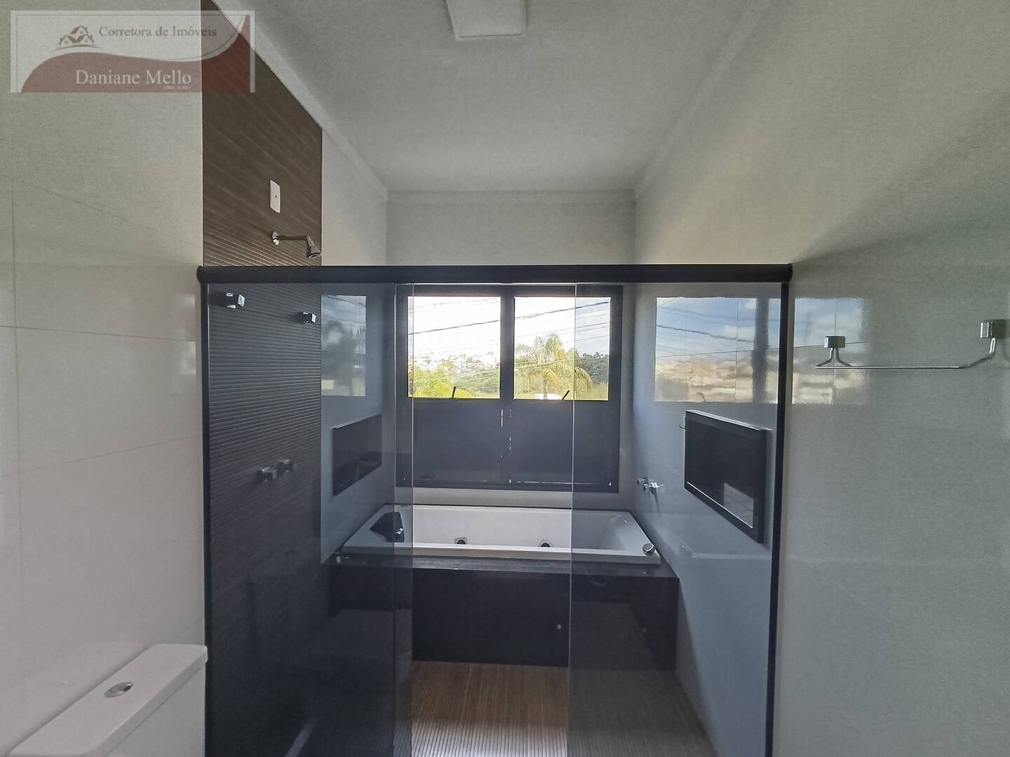 Casa de Condomínio para alugar com 4 quartos, 600m² - Foto 14