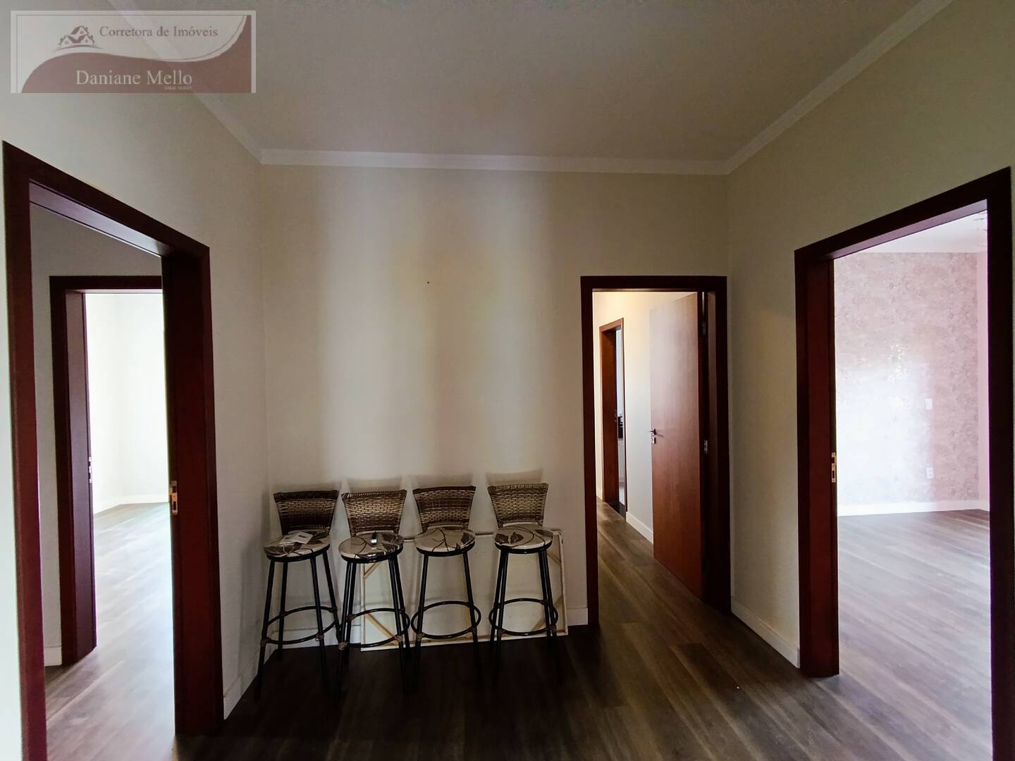 Casa de Condomínio para alugar com 4 quartos, 600m² - Foto 23