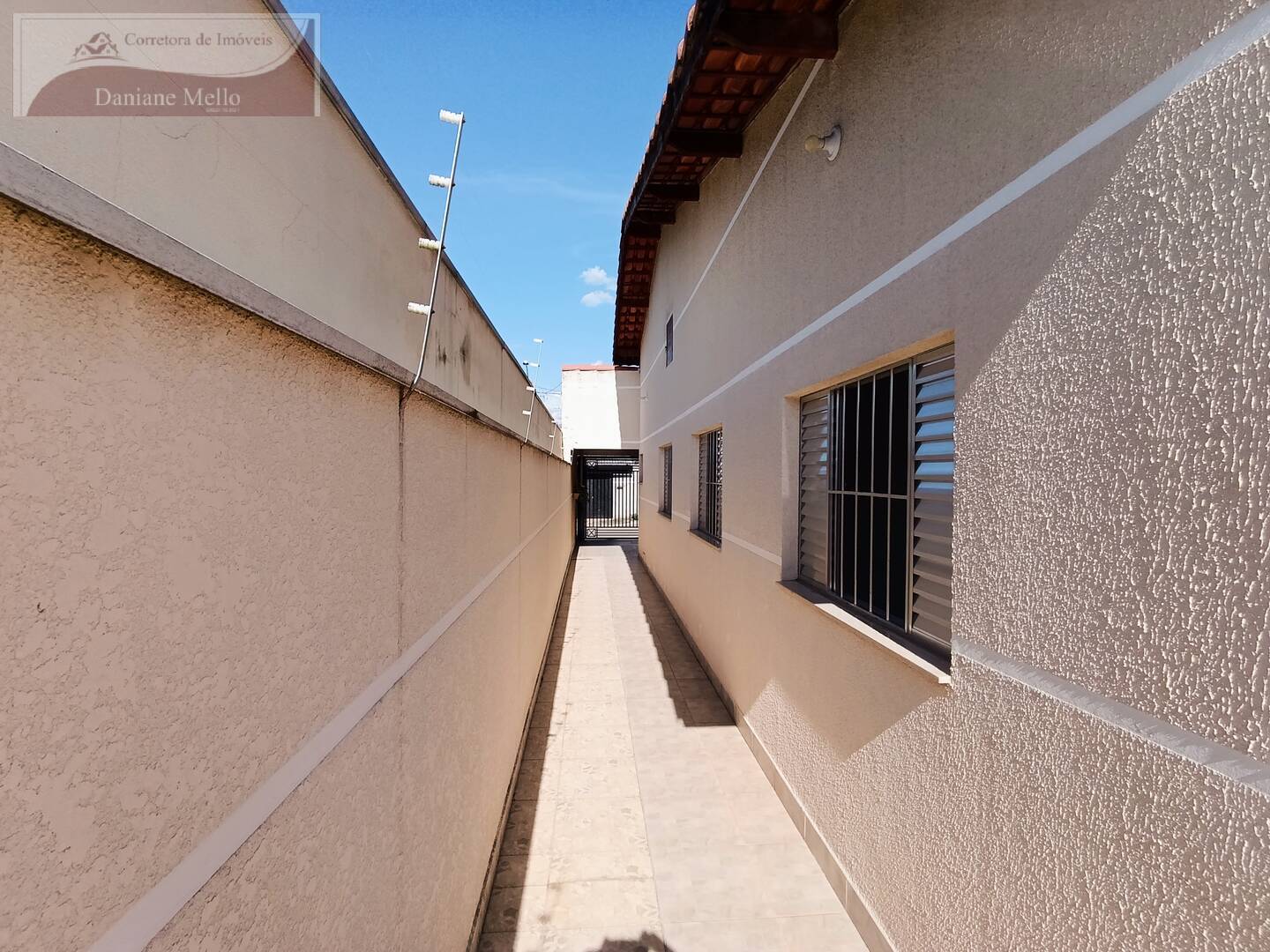 Casa à venda com 3 quartos, 150m² - Foto 17