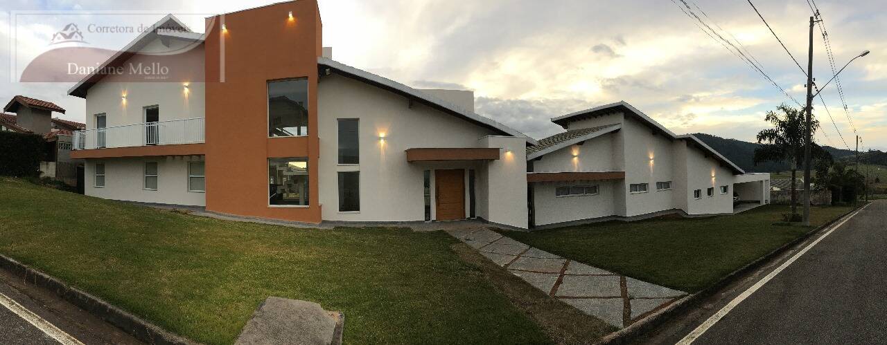 Casa de Condomínio à venda com 8 quartos, 680m² - Foto 1