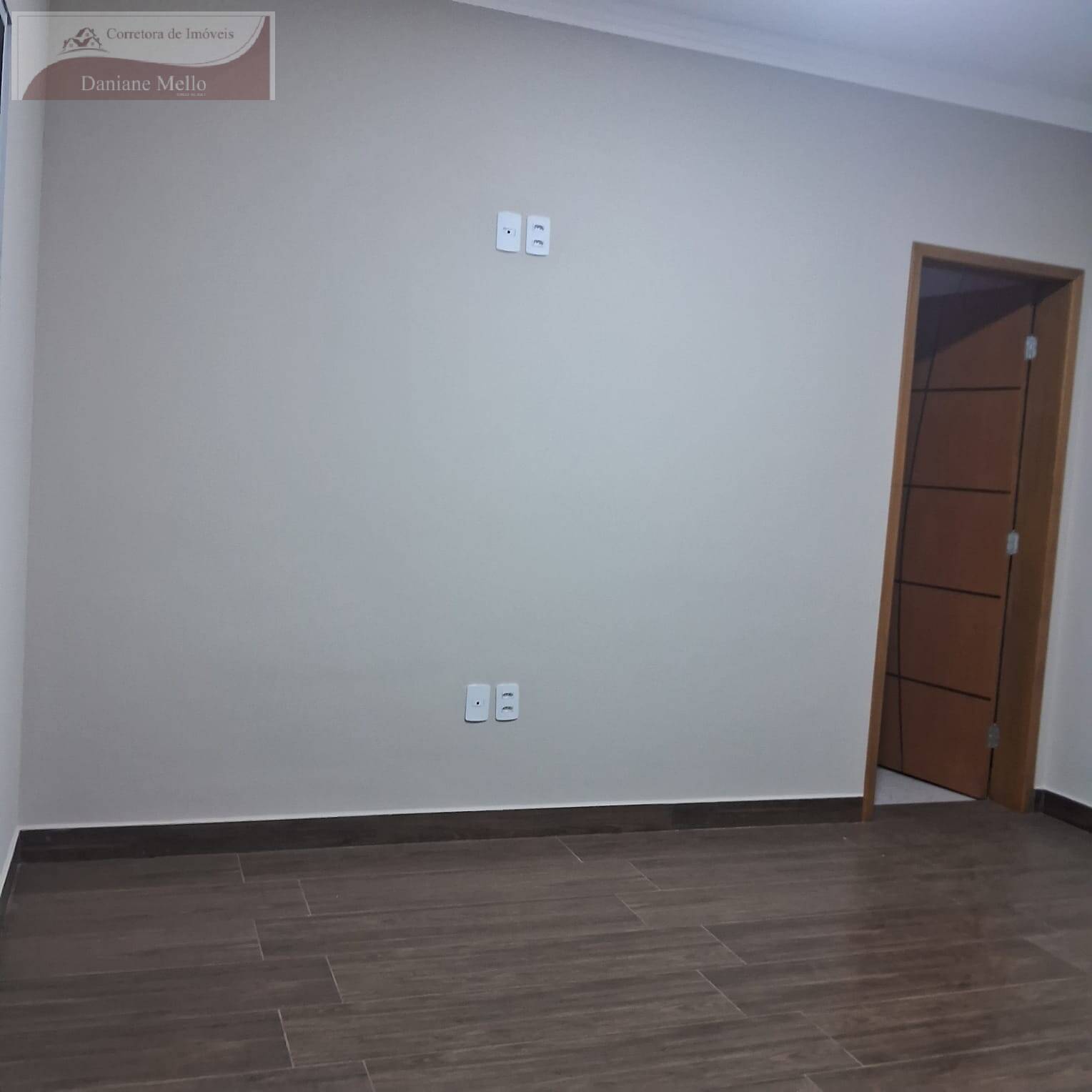 Casa à venda com 3 quartos, 123m² - Foto 4