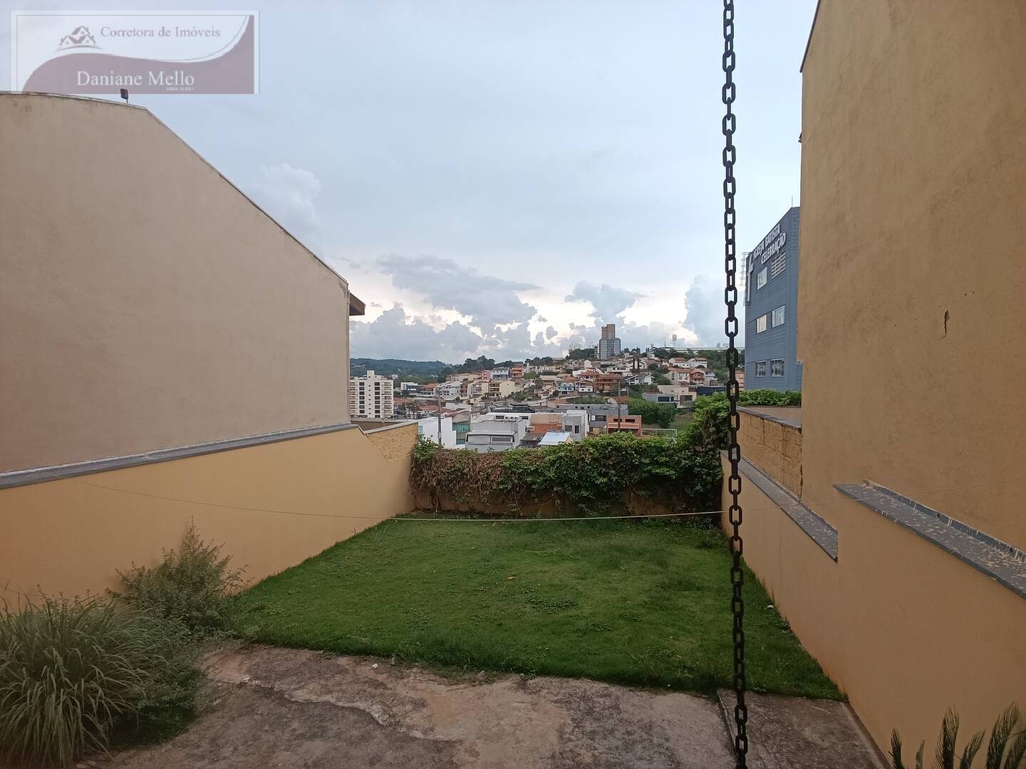 Casa para alugar com 3 quartos, 140m² - Foto 7