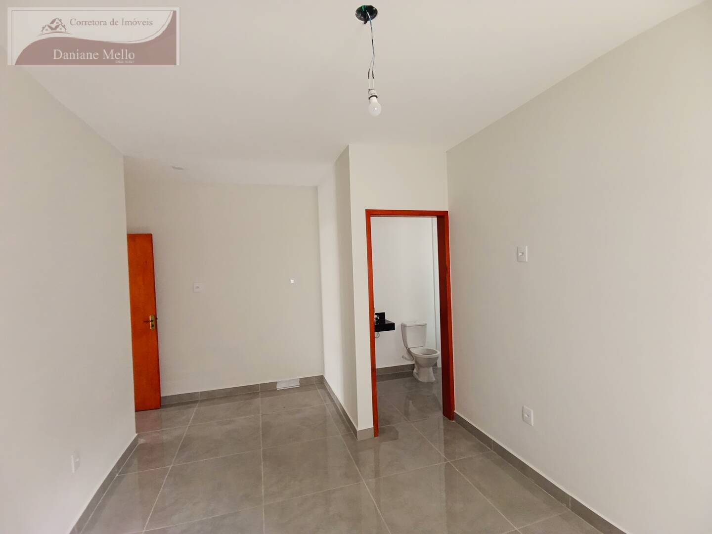 Casa à venda com 3 quartos, 80m² - Foto 5