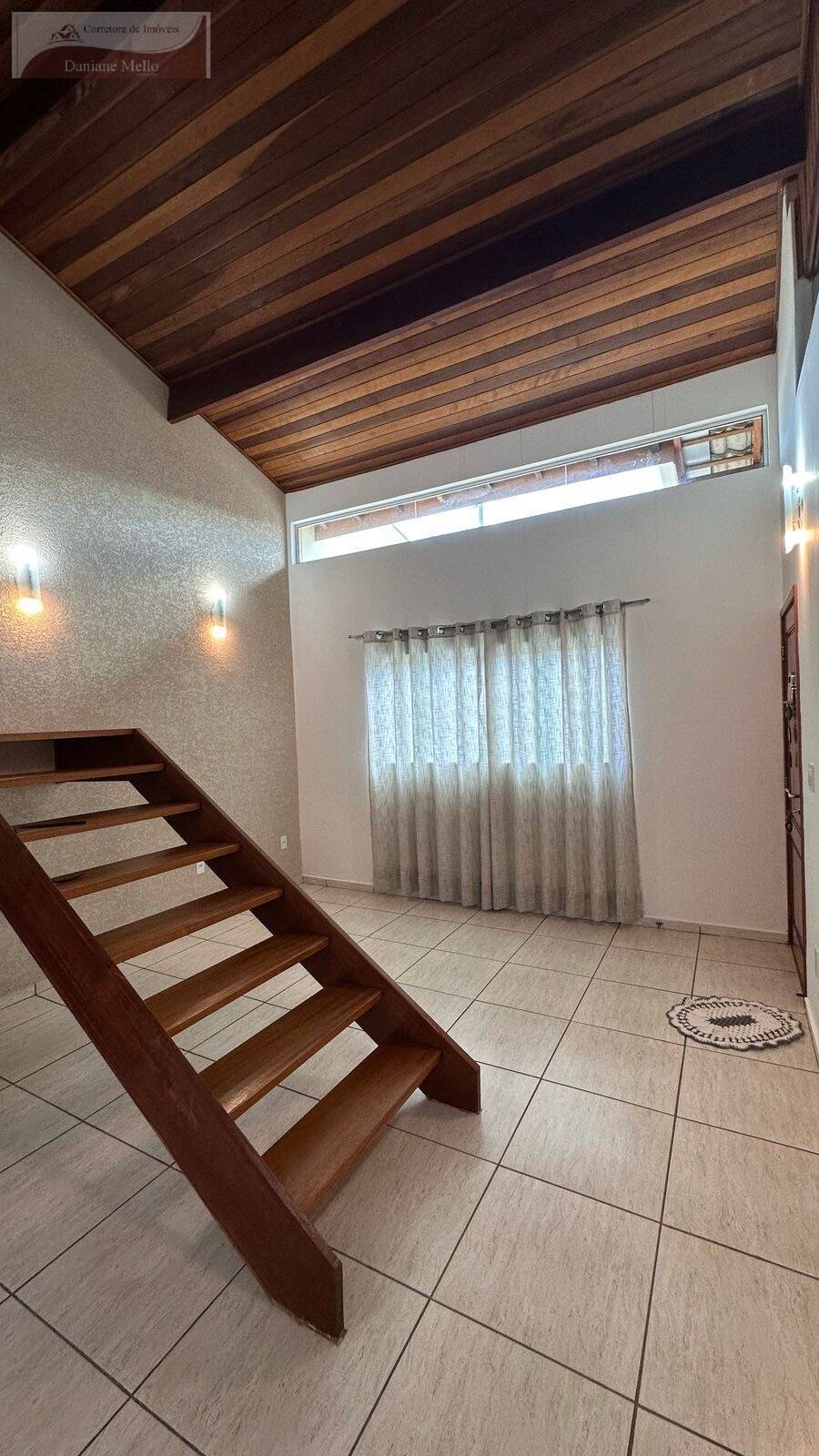 Casa à venda com 3 quartos, 230m² - Foto 11