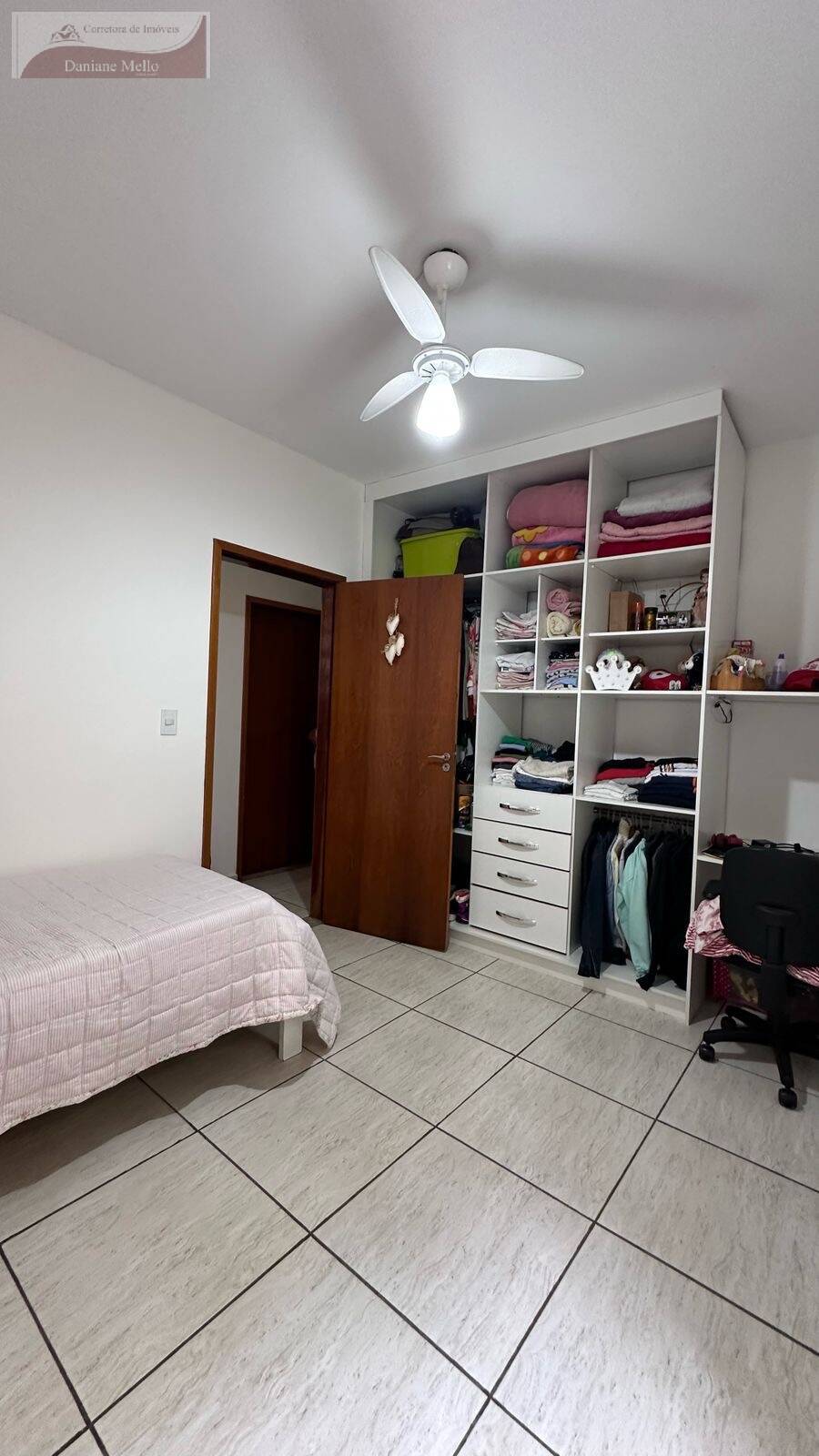 Casa à venda com 3 quartos, 230m² - Foto 17